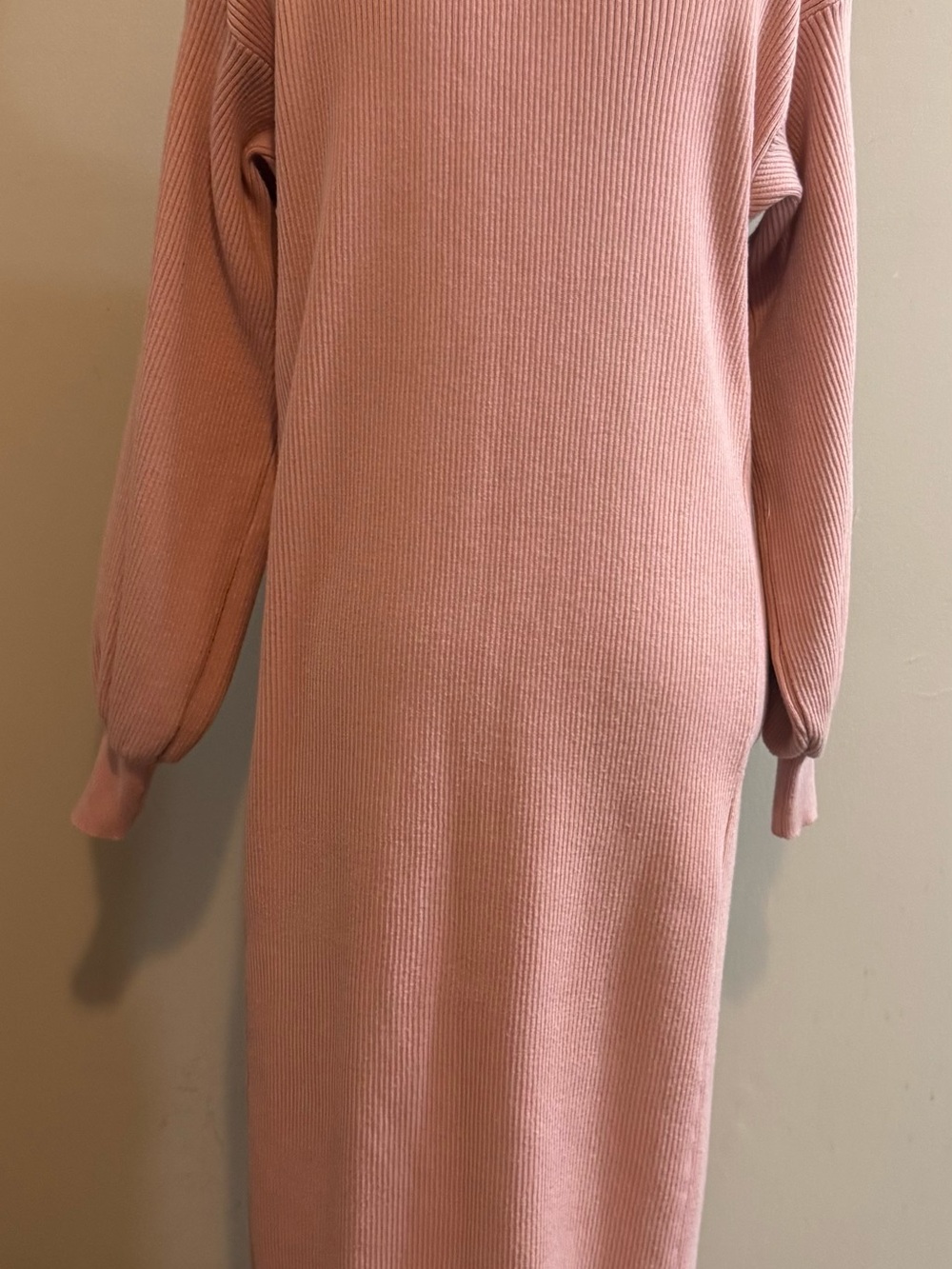 Long Pink Button-Front Ribbed Sweater Cardigan - Picture 2 of 2